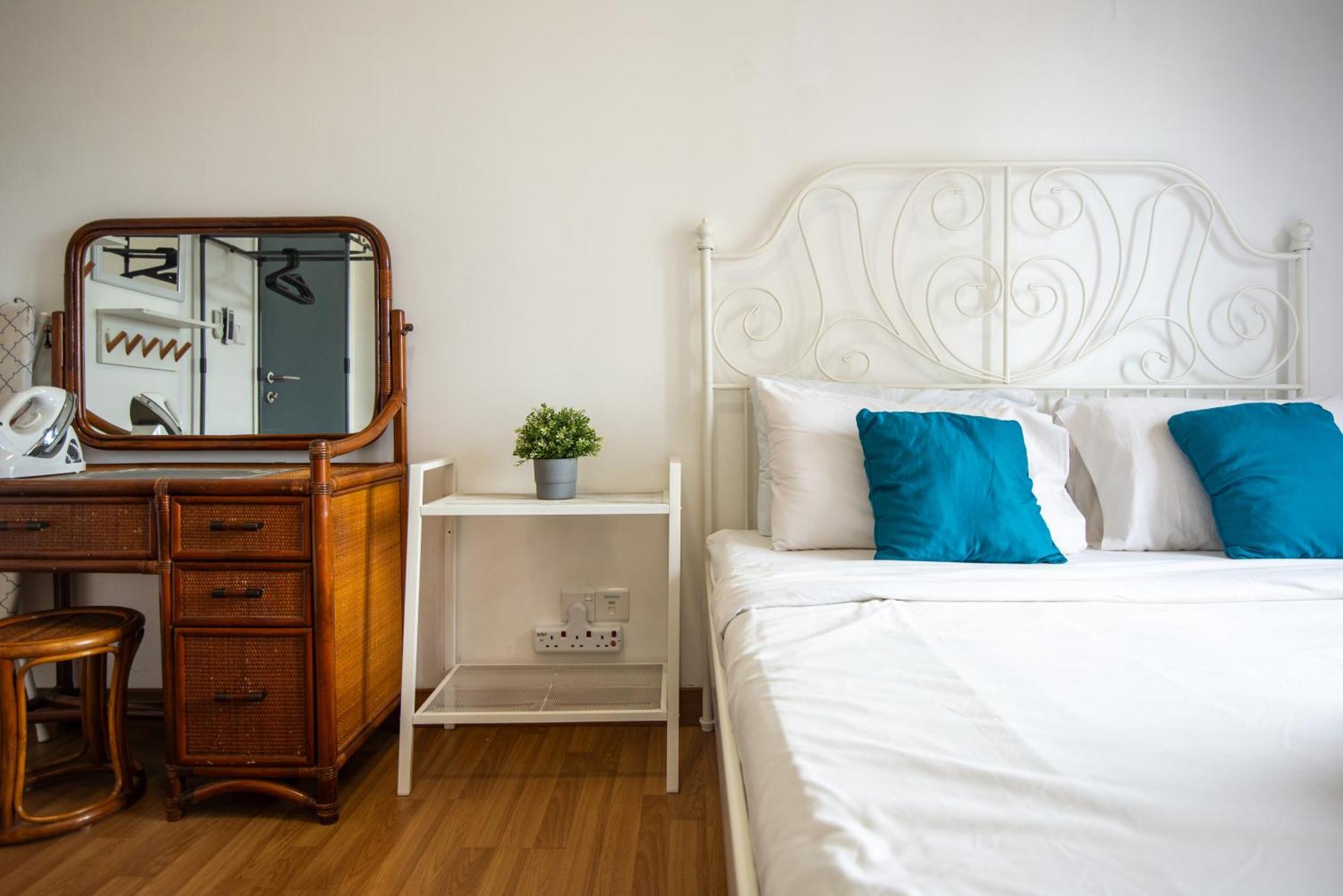 Casa Orient @ Macalister 218 ❈中路218东方之家 3Br 8Pax Apartman George Town  Kültér fotó