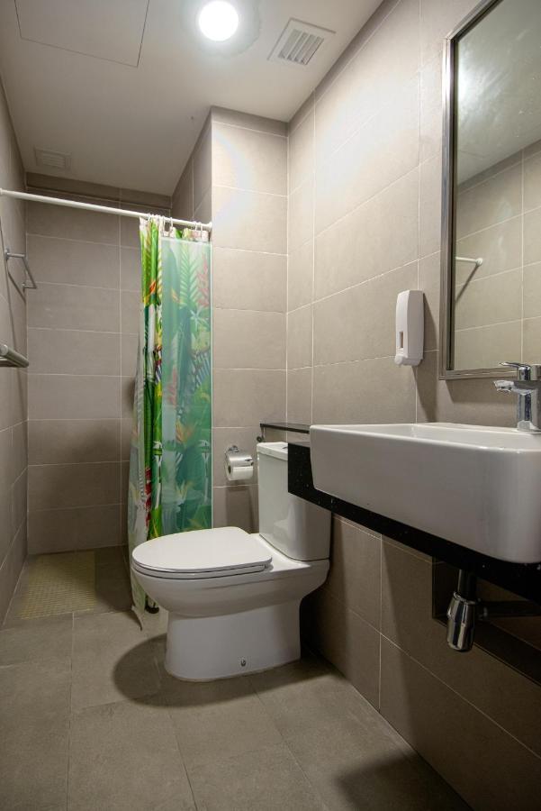 Casa Orient @ Macalister 218 ❈中路218东方之家 3Br 8Pax Apartman George Town  Kültér fotó